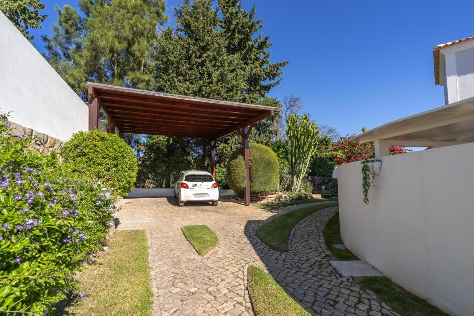 Flores Villa Carvoeiro (Lagoa)