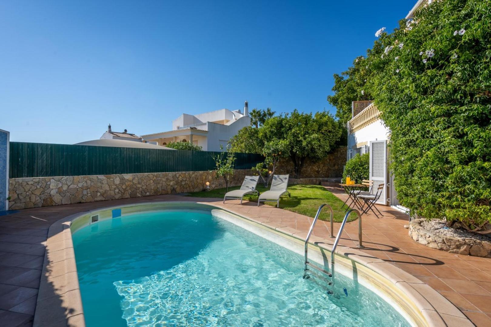 Flores Villa Carvoeiro (Lagoa)